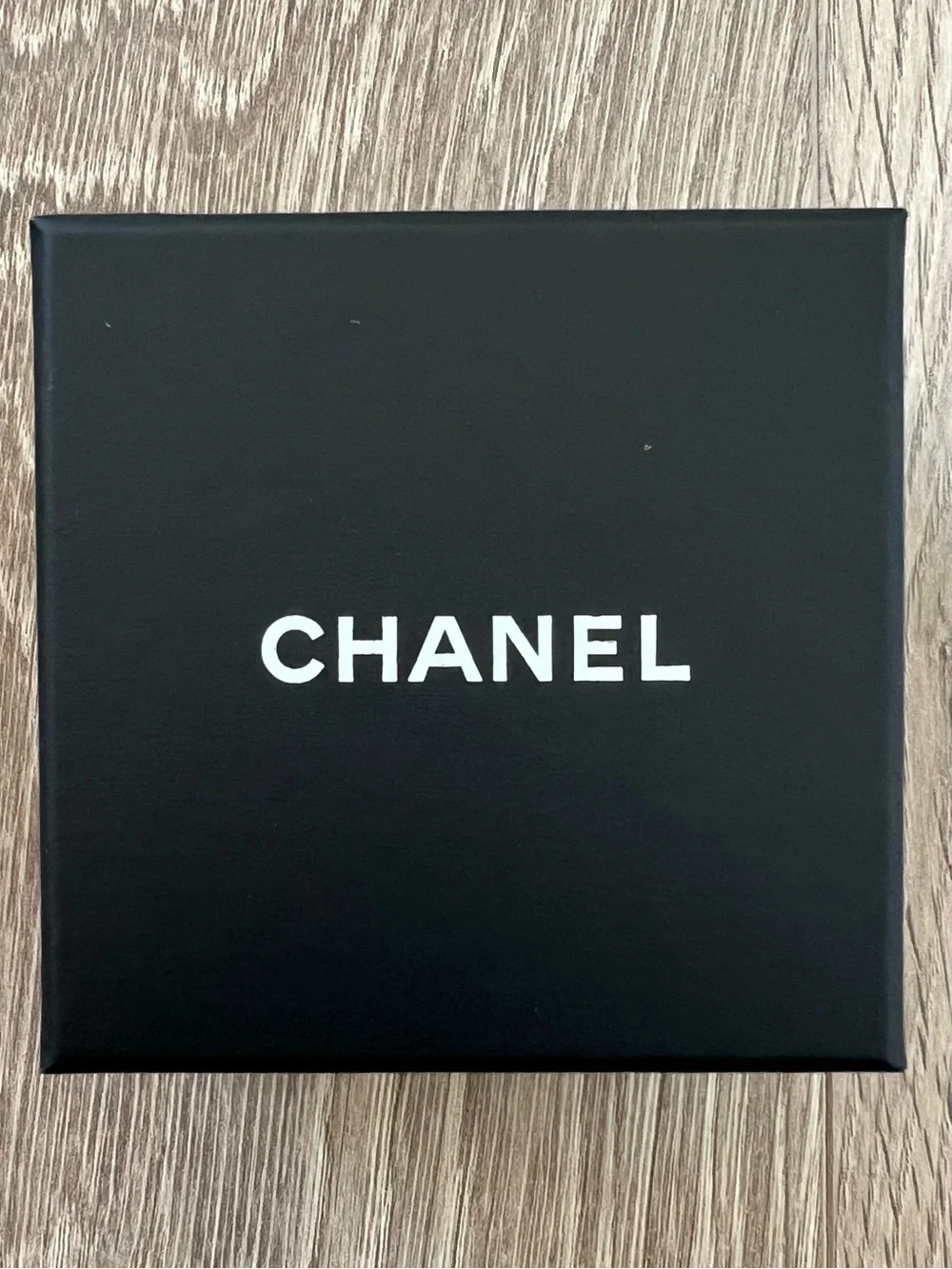 Chanel Box (BB313)